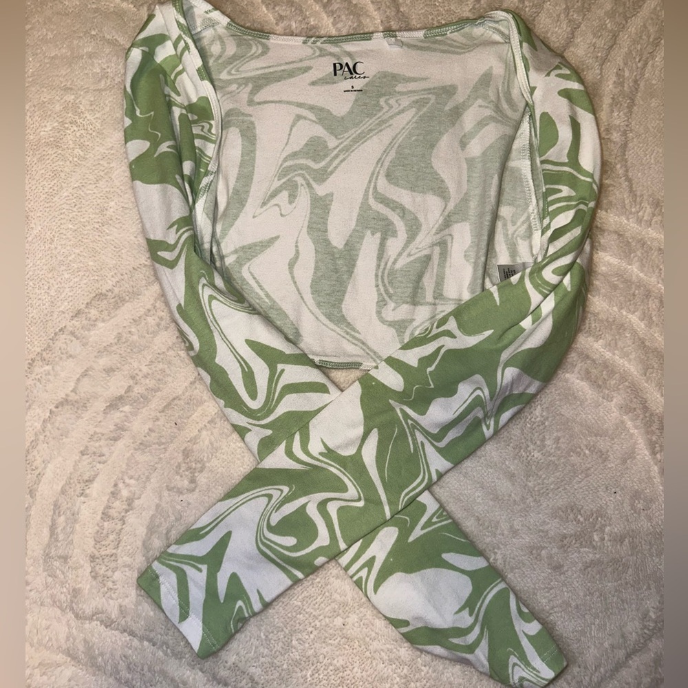 Green and white shawl
